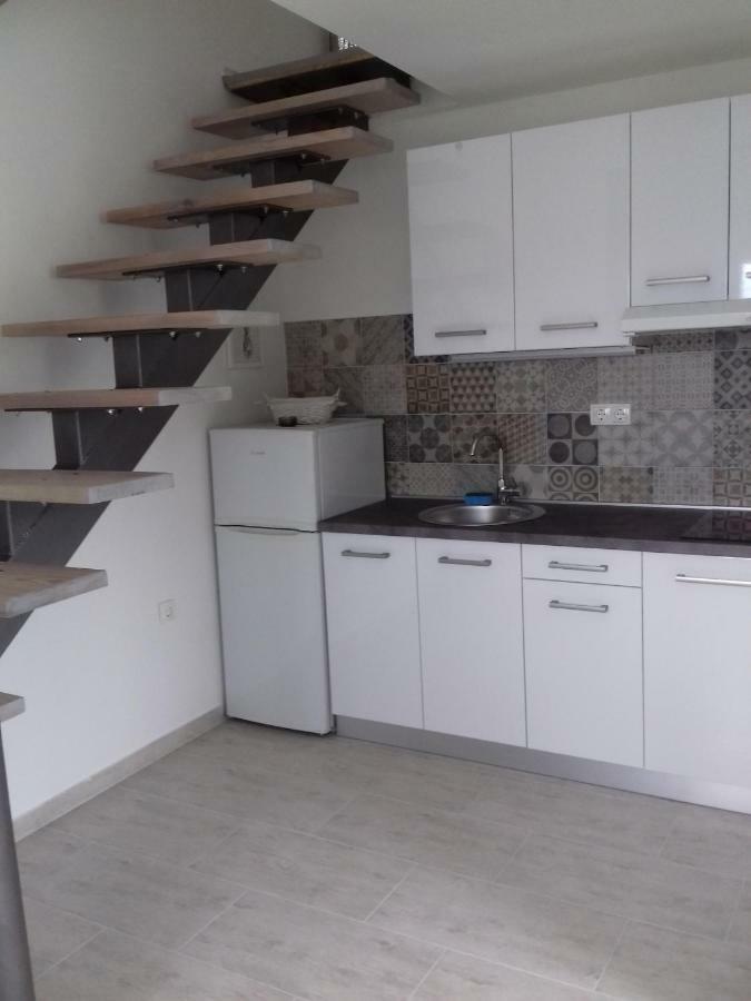 Apartman Nena Apartment Slatine Exterior photo